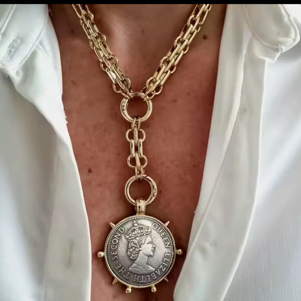 Vintage-inspired Queen Elizabeth II coin Y-lariat necklace Waterproof